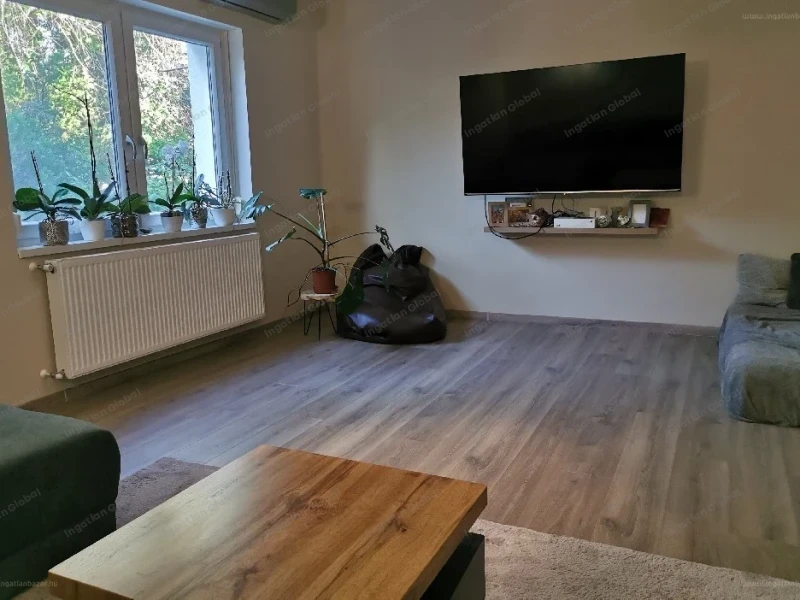 Vác