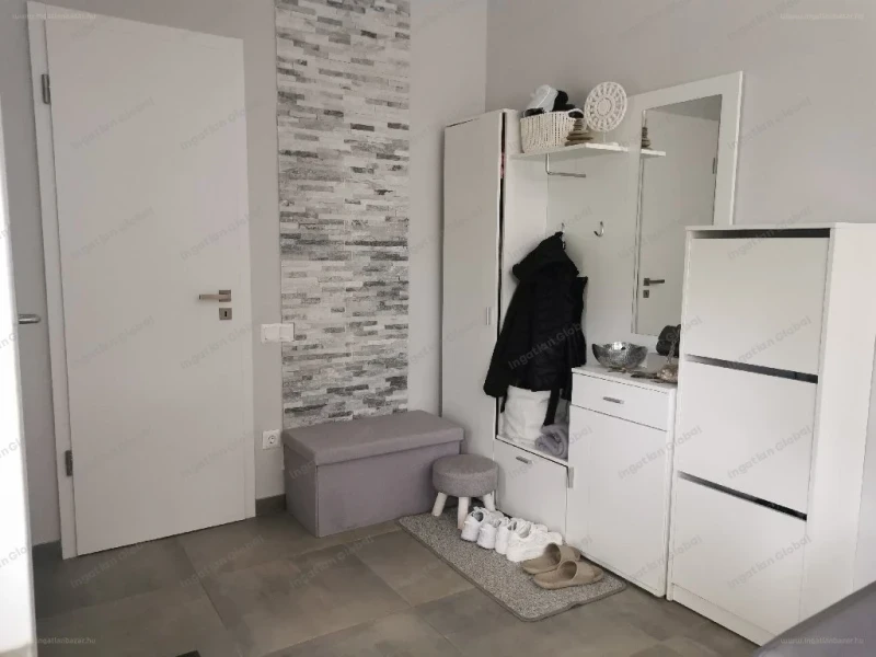 Vác